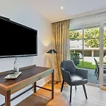 Gasthuis Doppelzimmer Mit Terrasse 3*